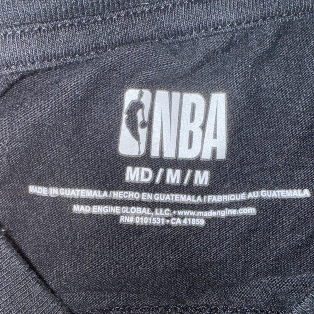 Men’s Medium Boston Celtics Black T-Shirt (Used once) - Picture 2 of 2